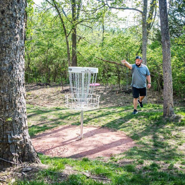 Black Hoof Park Disc Golf opening and tourney. Photo by Jeanie Webster.